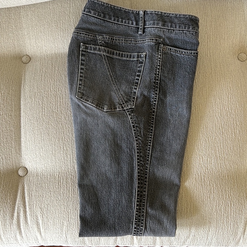 Elie TAHARI Jeans  Size 6 (Tag Missing)  See Measurements Below  EUC - Picture 5 of 9